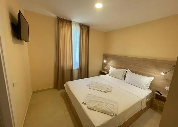 Olt By Ventura Mamaia