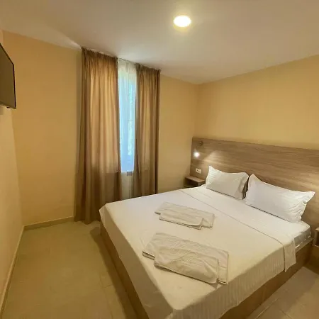 Olt By Ventura Mamaia